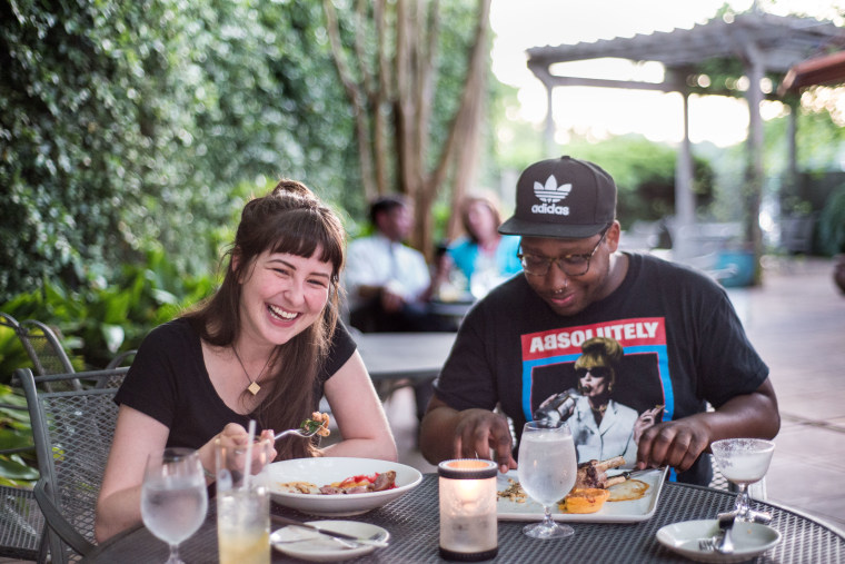 Image: 2 People eating at restaurant in South Carolina