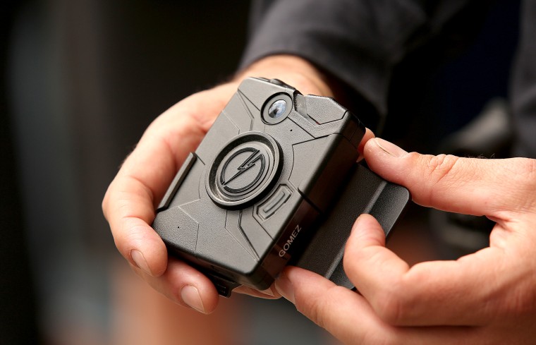 Image: LAPD Officers to Wear Body Cameras