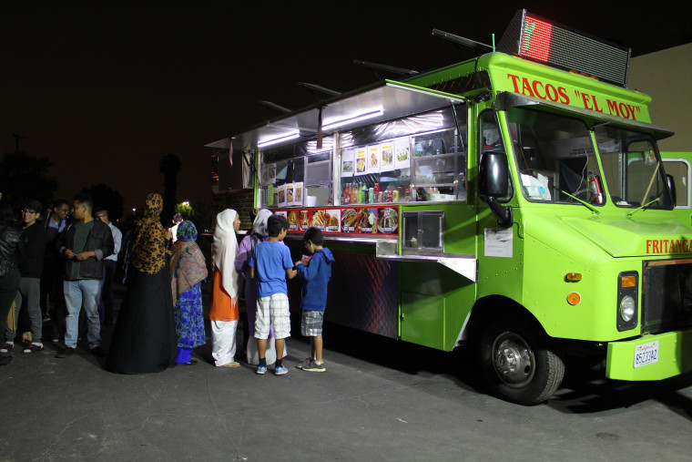 The Islamic Center of Santa Ana participating in the "taco truck at every mosque" campaign.