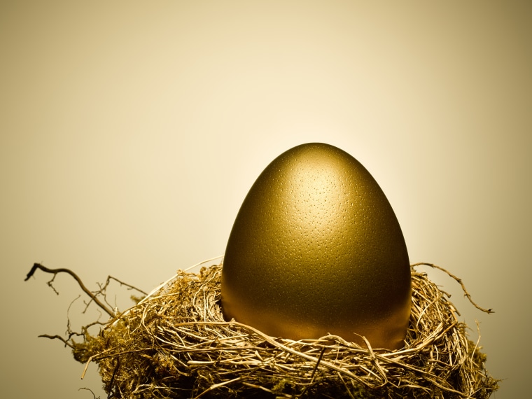 Image: Golden egg on gold nest