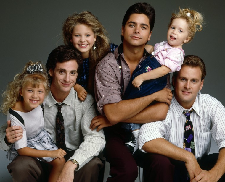 JODIE SWEETIN;BOB SAGET;CANDACE CAMERON;JOHN STAMOS;MARY-KATE/ASHLEY OLSEN;DAVE COULIER