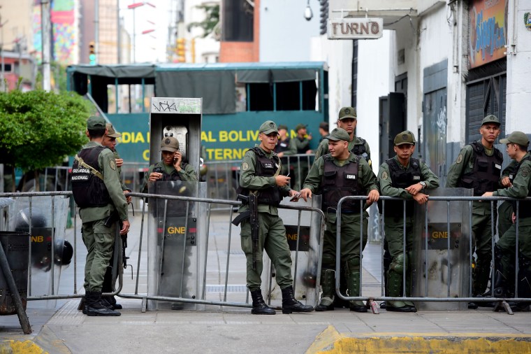 Image: Members of the National Guard are seen outside the Public Ministry in Caracas on Aug. 5, 2017.