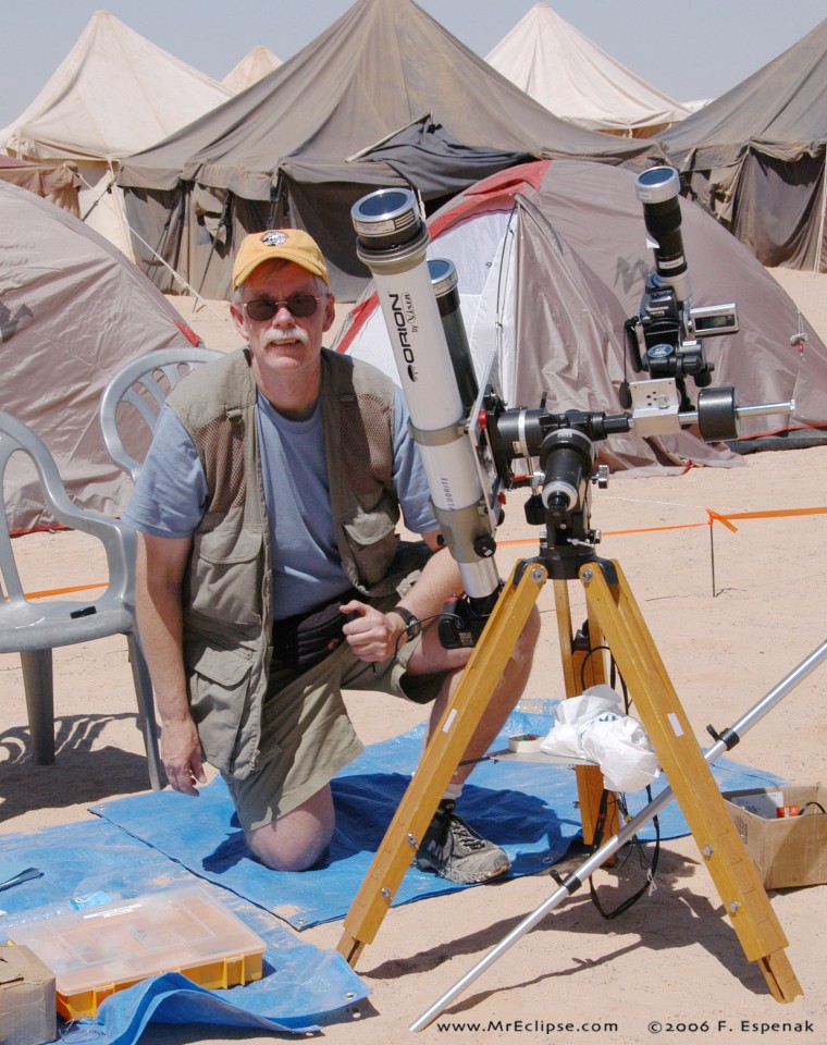 Fred Espenak with telescopes before the total solar eclipse of 2006 in Jalu, Libya.