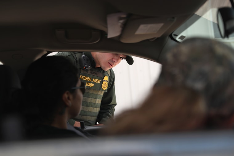 Image: New Agents Train At US Border Patrol Academy In New Mexico