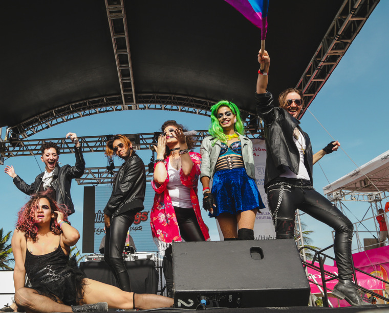 (Right to left) House De Show performers Iso, Adi love, Molly Jo, Nomi Latoken, Anoma Lía and Chris Griandher ending a performance at San Juan's pride parade, celebrated in March 2017