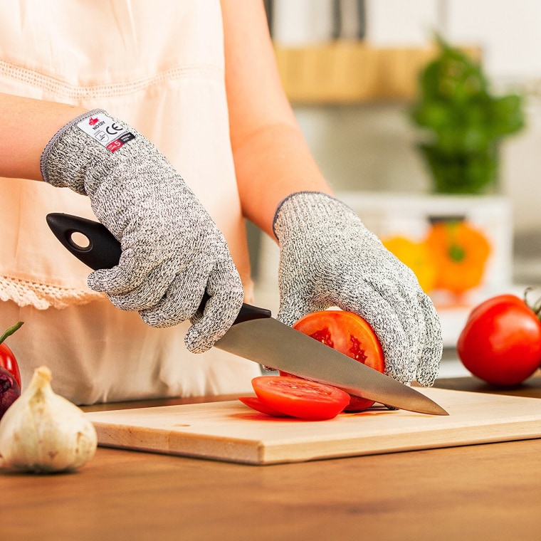 These Oven Mitts Mean You'll Avoid Any Dreaded Kitchen Burns