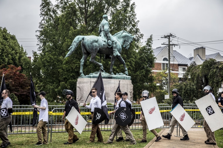 Image: Removal of Confederate Statues