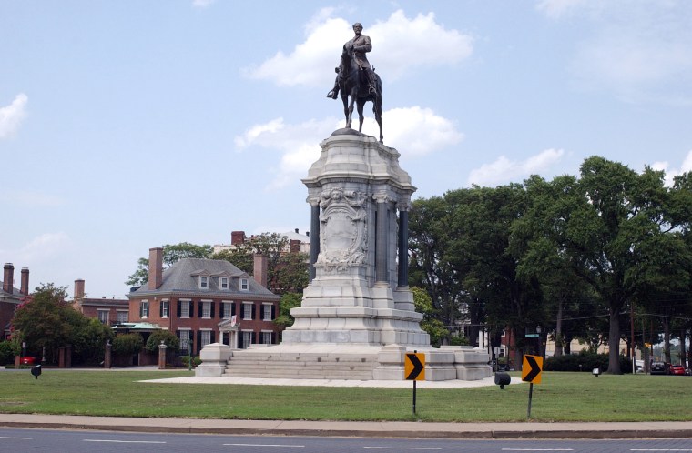 Image: Robert E. Lee Monument