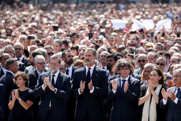 Image: King Felipe of Spain and Prime Minister Mariano Rajoy