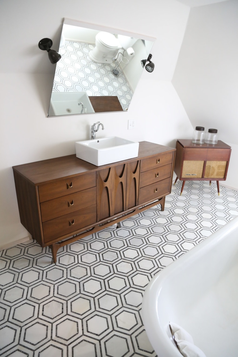 Mid-century bathroom makeover