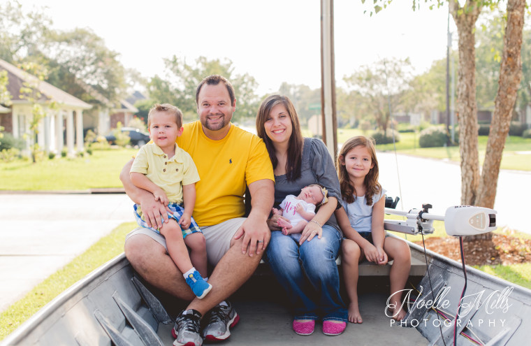 Mills also took a few more traditional shots of the Chimeno family.