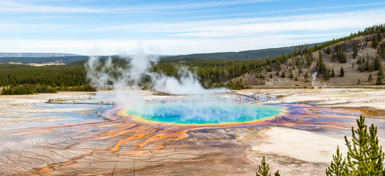 Image: Grand Prismatic Overlook Trail