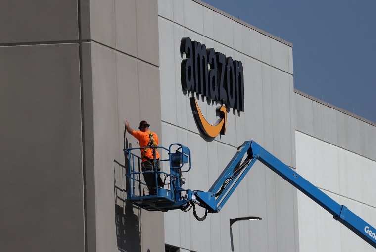 Image: Amazon To Open New Fulfillment Center In Sacramento