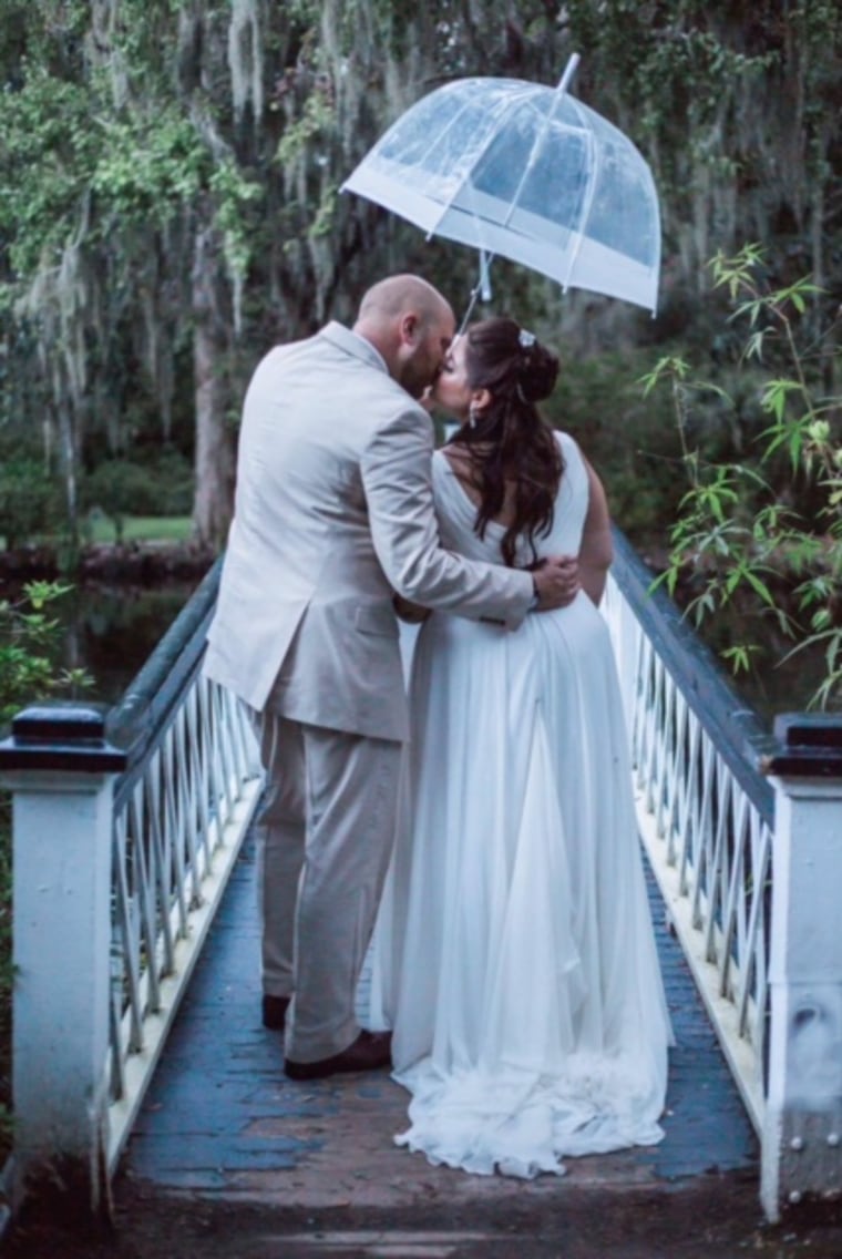 Wedding party cheers up bride with a broken wrist by wearing Ace bandages in funny photo