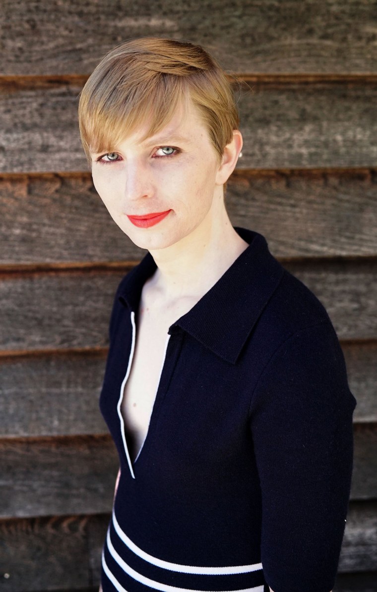 Image: Chelsea Manning's first photo after being releasedfrom prison