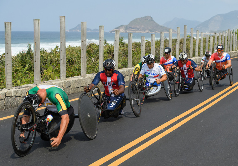 Ernst Van Dyk RSA (left) competes in the Men's Cycling Road Race H5 at Pontal ahead of Alfredo De Los Santos USA and Alessandro Zanardi ITA (centre). The Paralympic Games, Rio de Janeiro, Brazil, Thursday 15th September 2016.