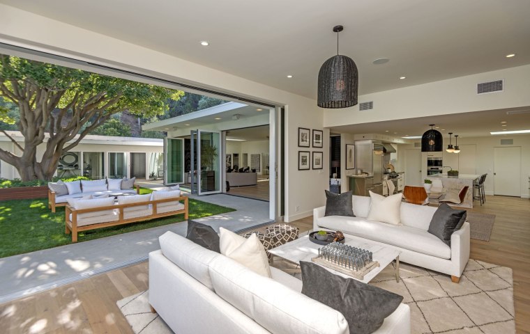 Cindy Crawford Beverly Hills home