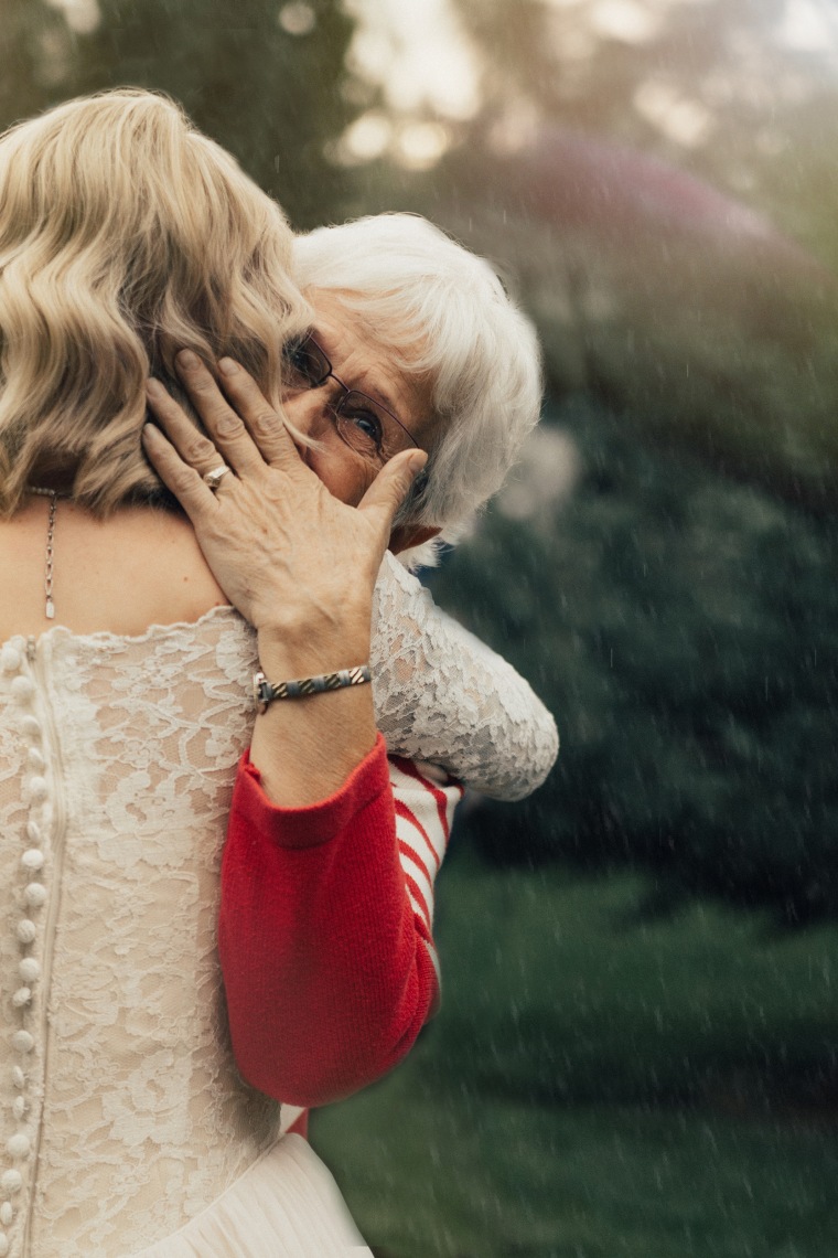 Bride surprises grandmother by wearing her wedding gown from 1962