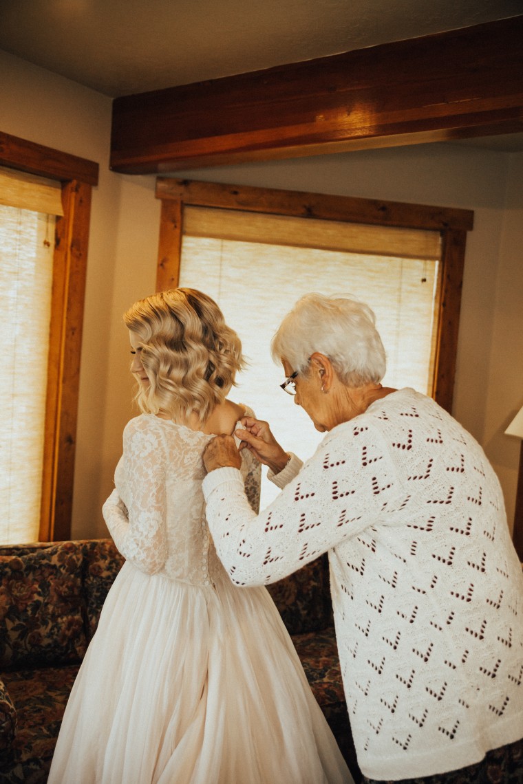 Bride surprises grandmother by wearing her wedding gown from 1962