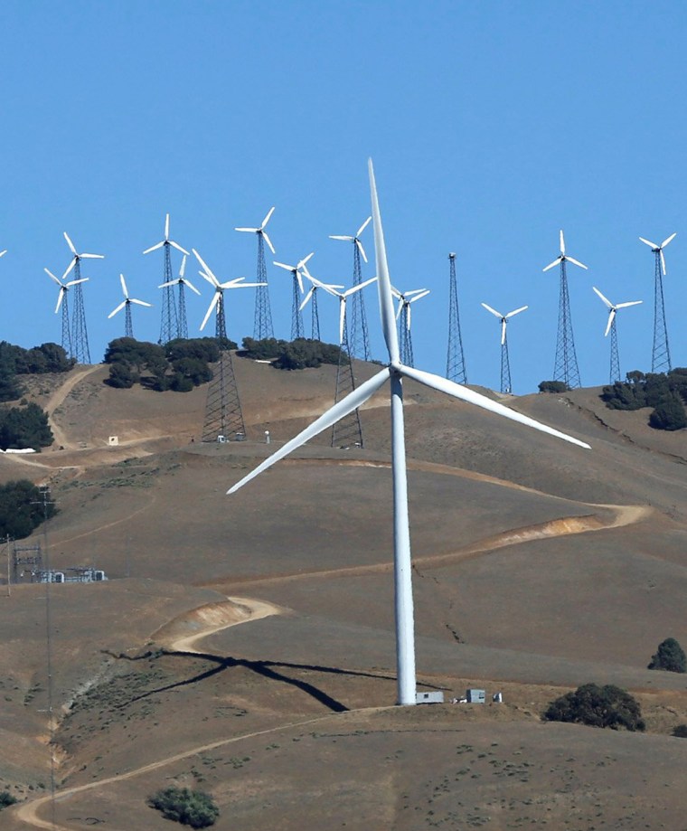 Image: FILE PHOTO - A GE 1.6-100 wind turbine at a wind farm in Tehachapi