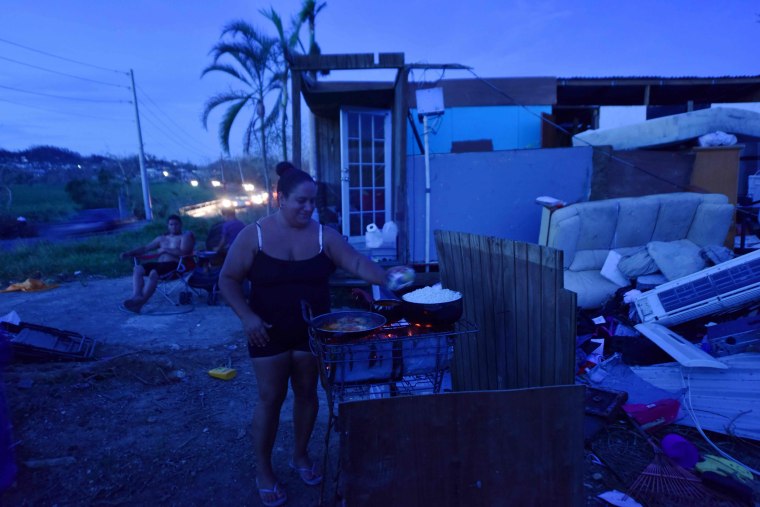 Image: Puerto Rico left in the dark at night without electricity