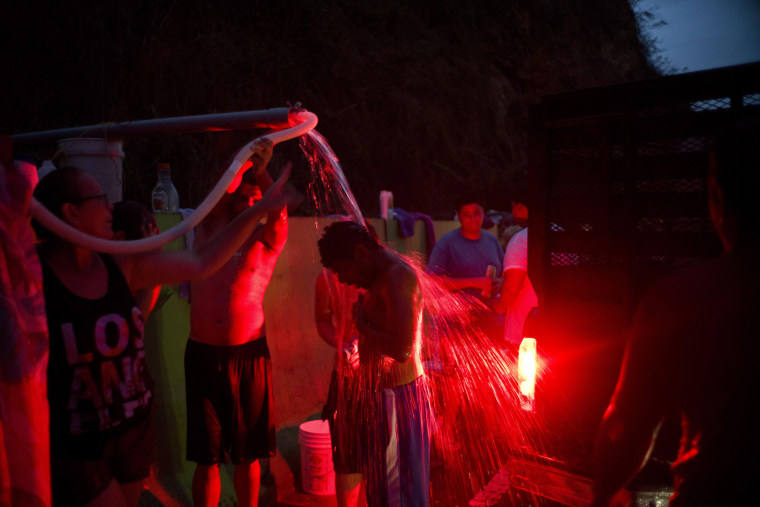Image: Puerto Rico left in the dark at night without electricity