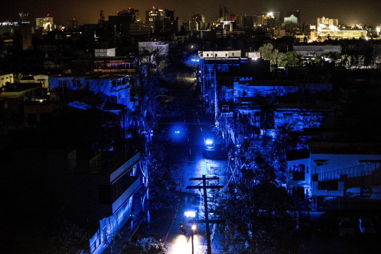 Image: Puerto Rico left in the dark at night without electricity