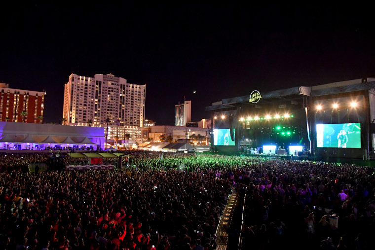 Image: ScHoolboy Q performs on during day two of the Life Is Beautiful festival