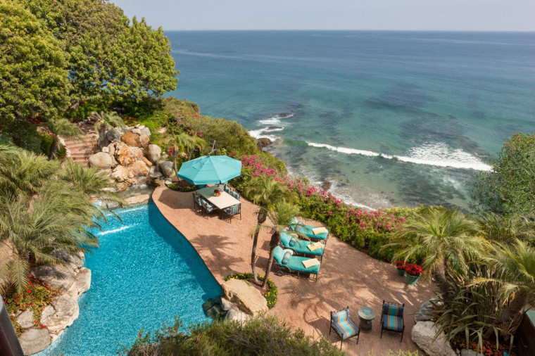 Johnny Carson's Malibu home for sale