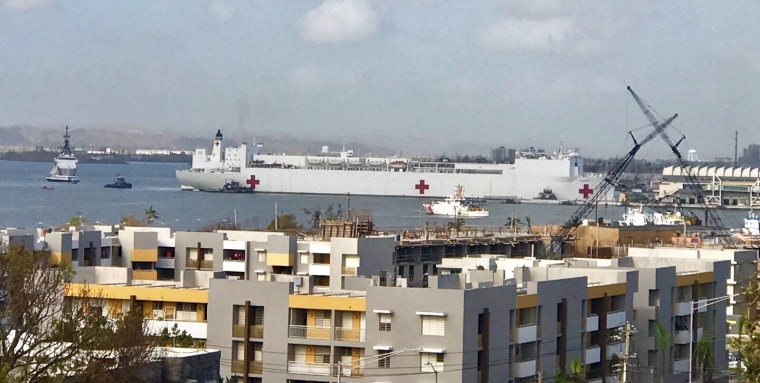 Image: US Navy hospital ship arrives in San Juan