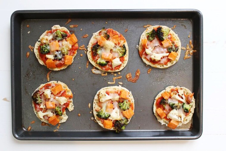 Image: Roasted Veggie English Muffin Pizzas