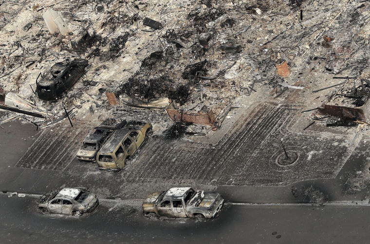 Image: Multiple Wildfires Destroy Homes, Threaten California Wine Country