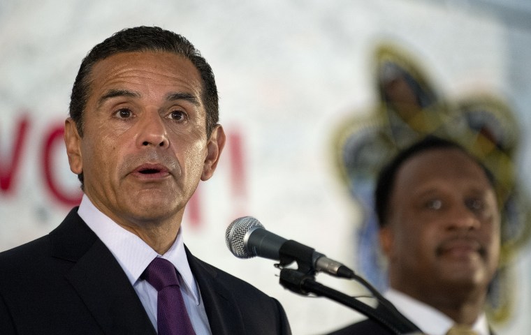 Image: Los Angeles Mayor Antonio Villaraigosa (