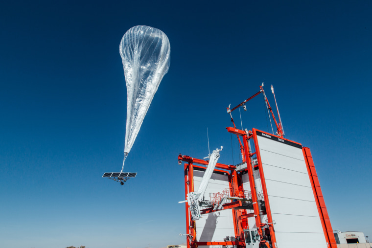 Image: A stratospheric balloon takes off for Puerto Rico from the project site in Winnemucca, Nevada