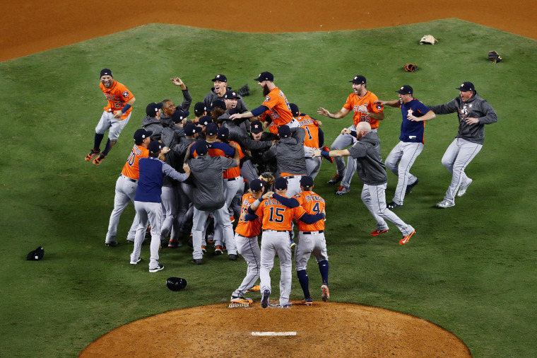 Astros win 1st World Series crown, top Dodgers 5-1 in Game 7