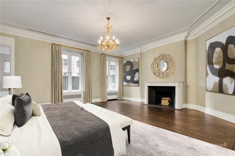 Michael Jackson's former NYC home is for sale.