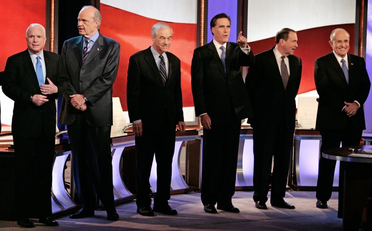 Image: Presidential Candidates Debate In New Hampshire Ahead Of Primary