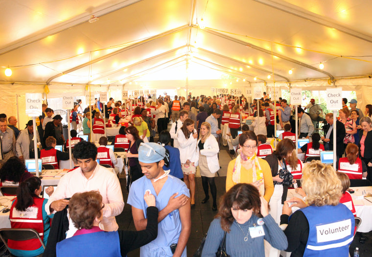 Image:  Flulapalooza tent, an attempt at Guinness Book of World Records.