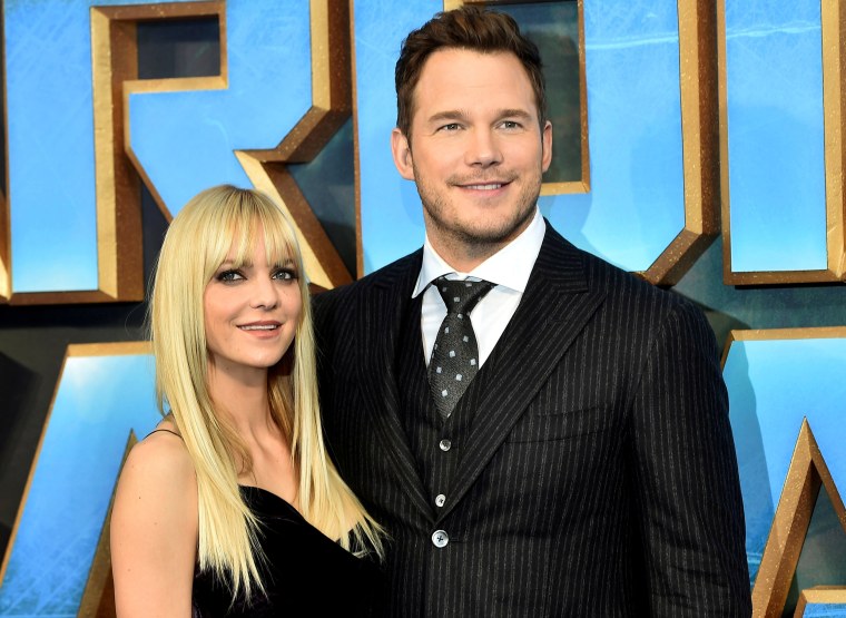 Image: FILE PHOTO Chris Pratt poses with his wife Anna Faris as they attend a premiere of the film "Guardians of the galaxy, Vol. 2" in London