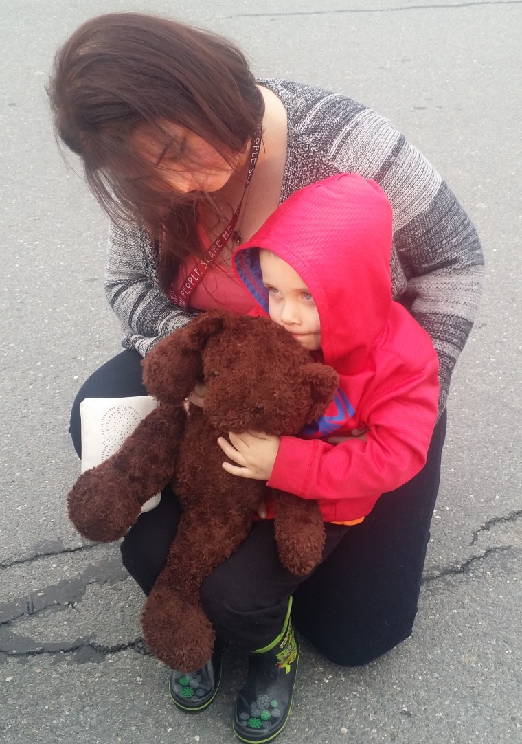 When 3-year-old Nathan Lambert lost a memorial teddy bear given to him after his father's death, the child was devastated.