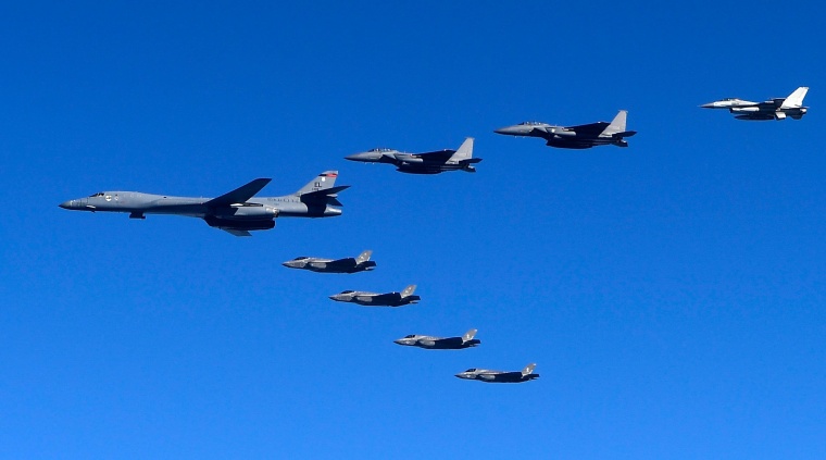 Image: U.S. Air Force B-1B and fighter jets fly over the Korean Peninsula