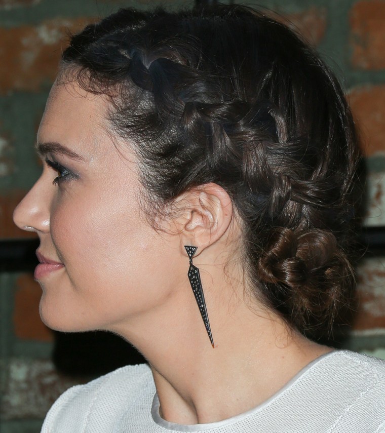 Mandy Moore braided hairstyle photo