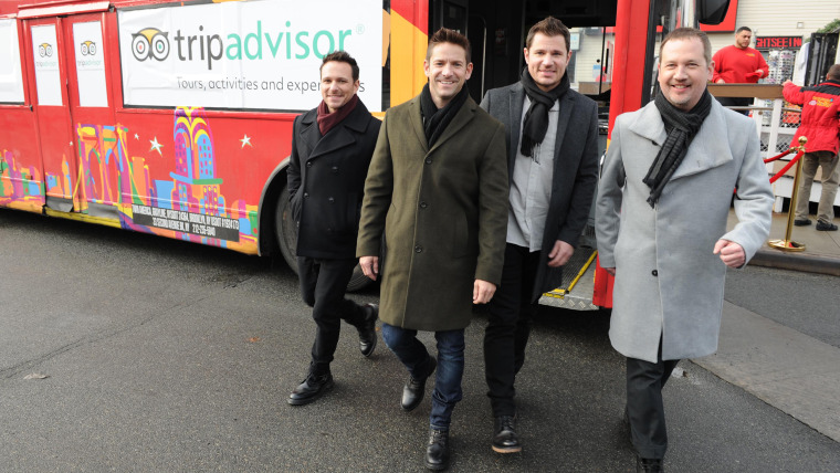 TripAdvisor Surprised Tour-Goers With a Special Holiday Serenade by 98 Degrees