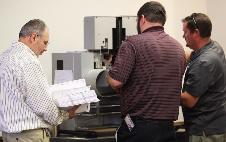 Image: recount the ballots during the Newport News 94th district recount