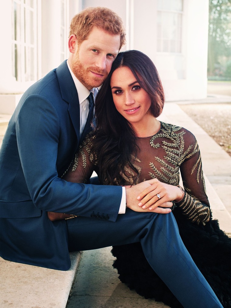 Image: Prince Harry posing with his fiance Meghan Markle