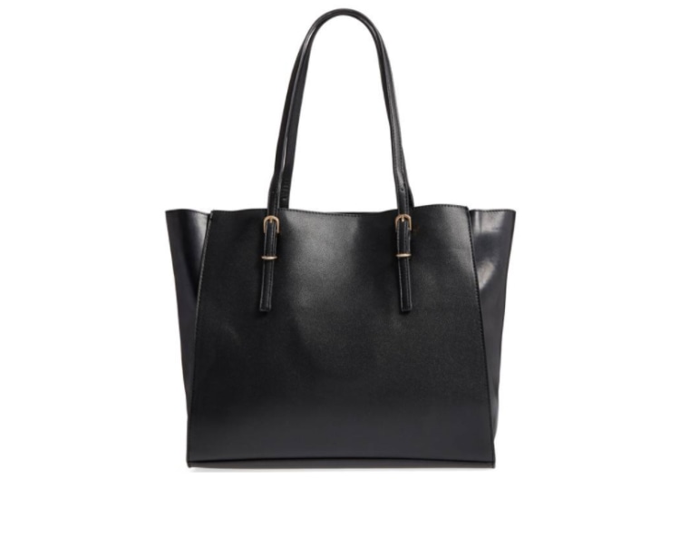 Leather tote in black
