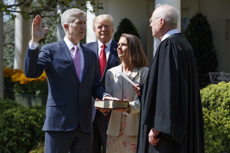 Image: Kennedy administers the judicial oath to Judge Neil Gorsuch