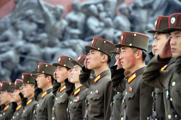 Image: North Korean soldiers