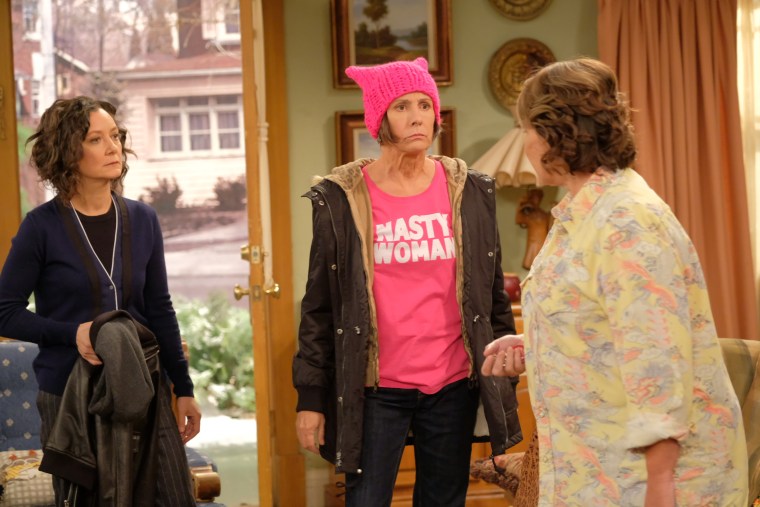 SARA GILBERT, LAURIE METCALF, ROSEANNE BARR