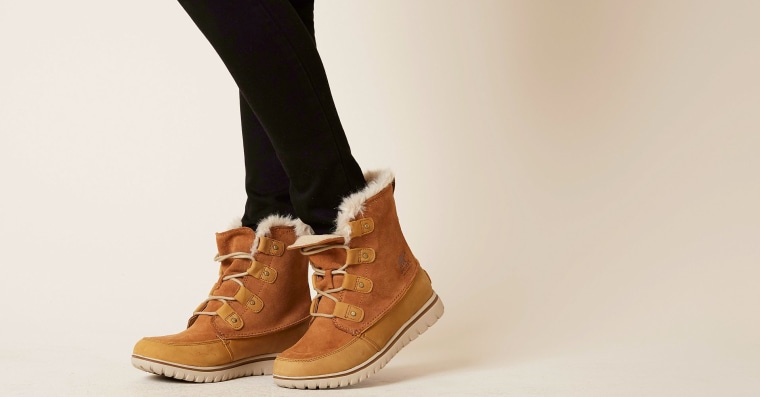 Sorel boots in brown